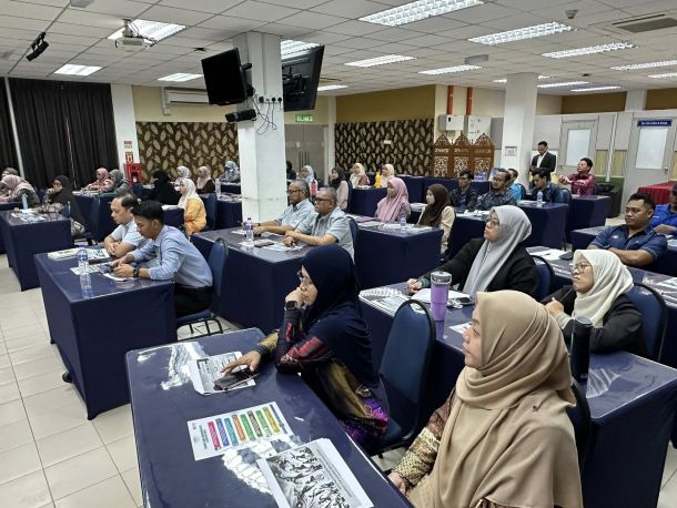 Kursus Satu Pasukan Satu Matlamat- Kompetensi Kerja Berpasukan 