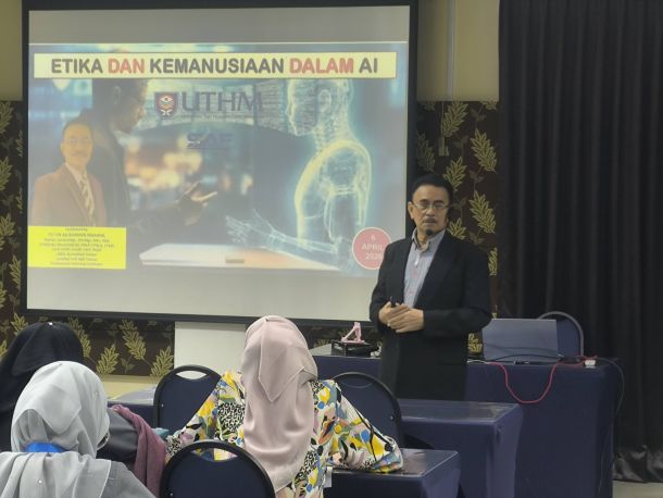 Kursus Etika Dan Kemanusiaan Dalam AI