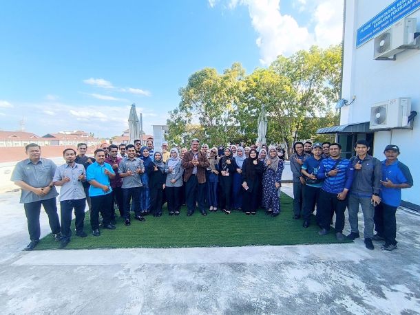 Kursus Solusi Aduan Professionalisme Dalam Tindakan